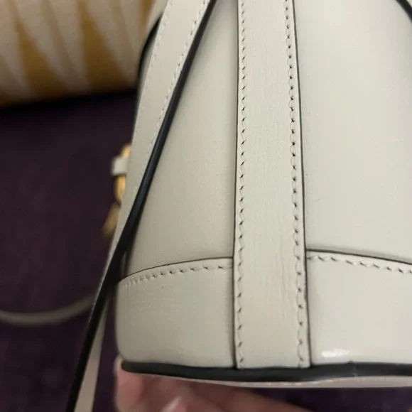 GUCCI Calfskin Horsebit 1955
Drawstring Bucket Bag - Picture 7 of 11